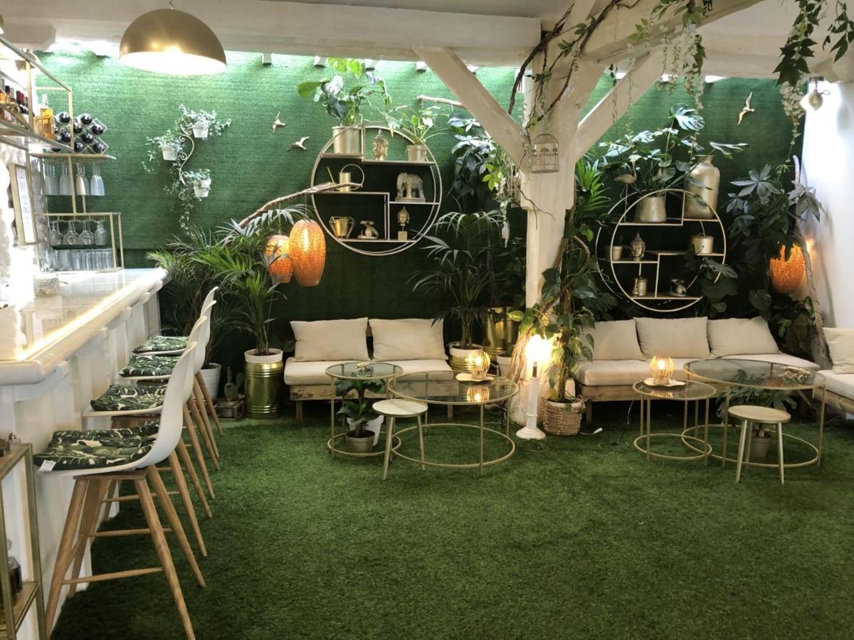 Buddha Beach Thoiry Thoiry (Yvelines) Exterior foto